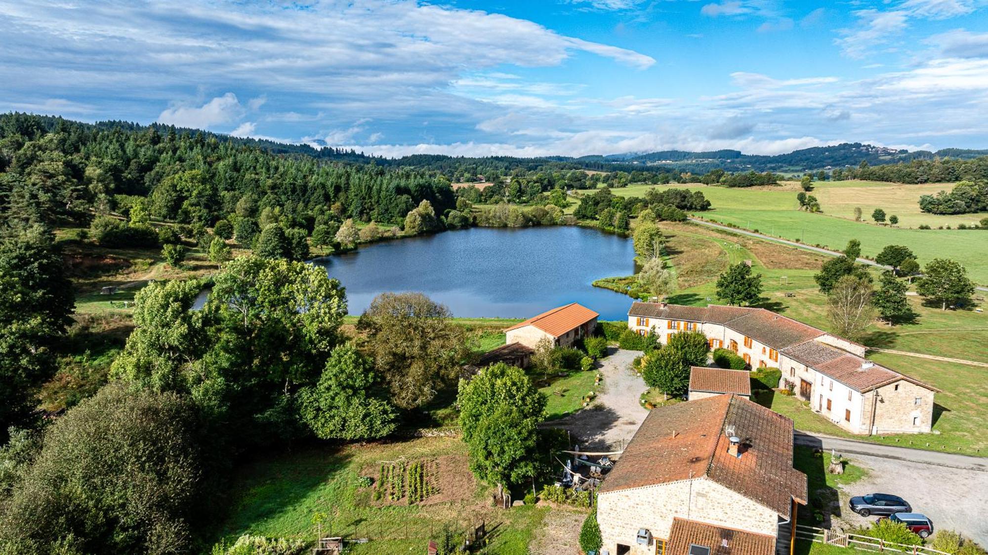Domaine De La Plagnette Hotell Les Salles Exteriör bild
